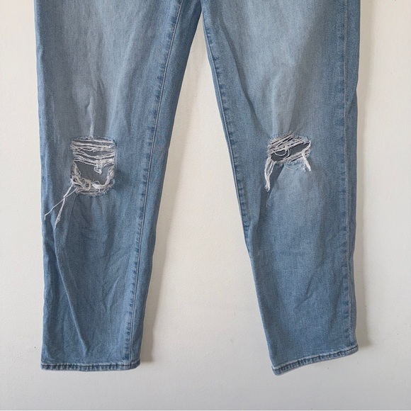 Madewell The Perfect Vintage Straight Jean in Danby Wash: Knee-Rip Edition 26 - Picture 5 of 8